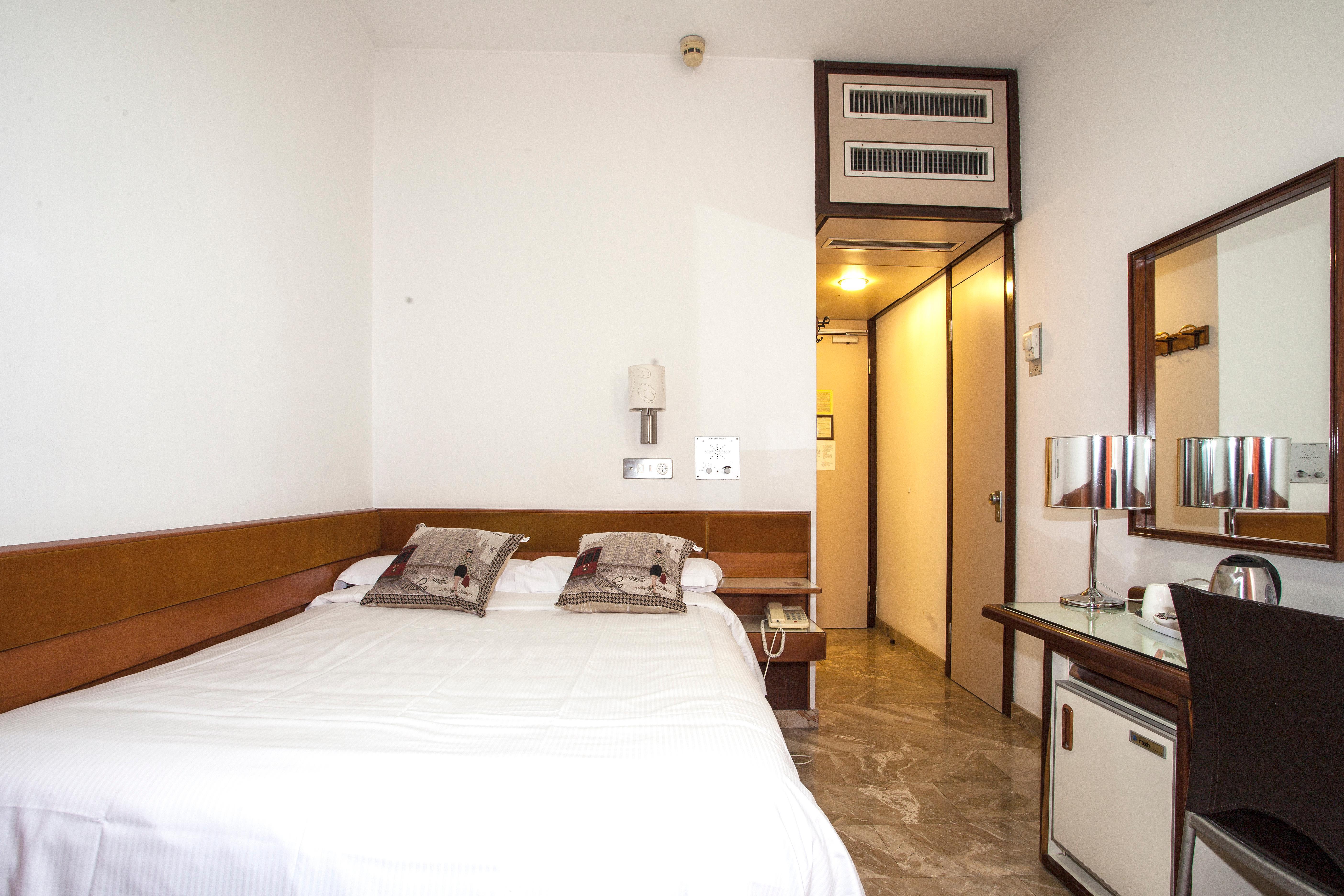 Canova Hotel Milano Esterno foto