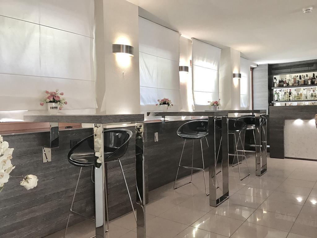 Canova Hotel Milano Esterno foto