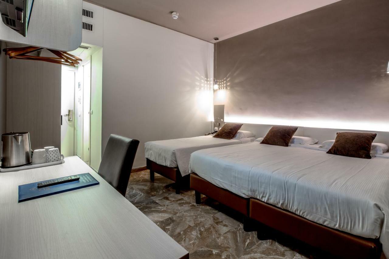 Canova Hotel Milano Esterno foto